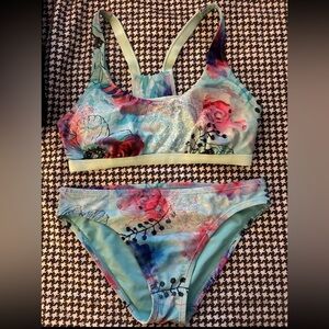 🌸ADIDAS Women’s Swim Aqua Floral Brigade Sports Bra w/Bikini Bottoms Medium NWOT